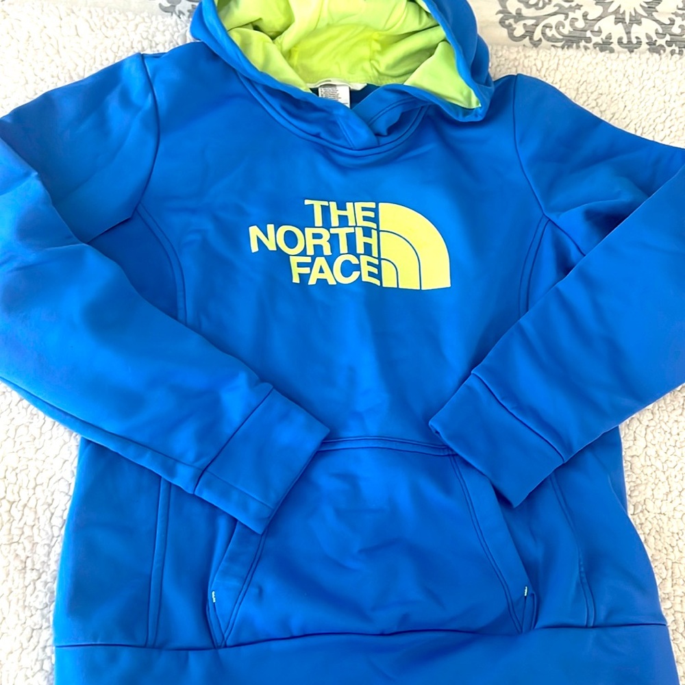 Women’s North Face sweatshirt